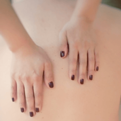 close up of hands giving a swedish massage